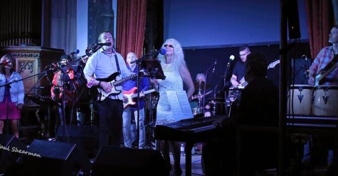 Robbie Gladwell and Friends concert raises over £500 for breast cancer unit