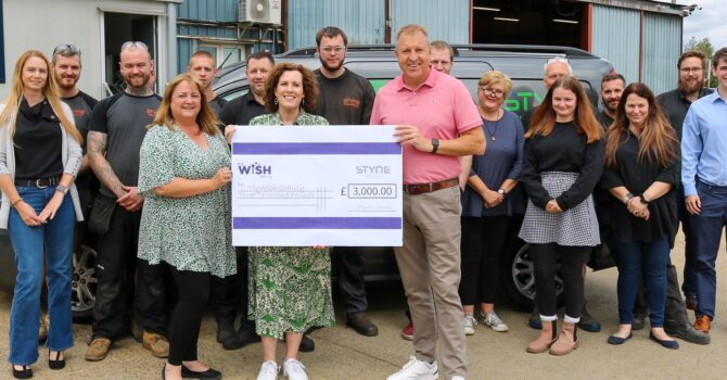 Golfers raise money for families of people with serious illnesses